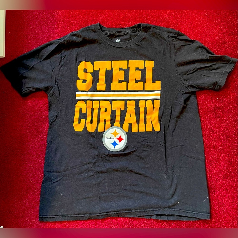 NFL Pittsburgh Steelers brand, Youth Size:XL, Black T-Shirt